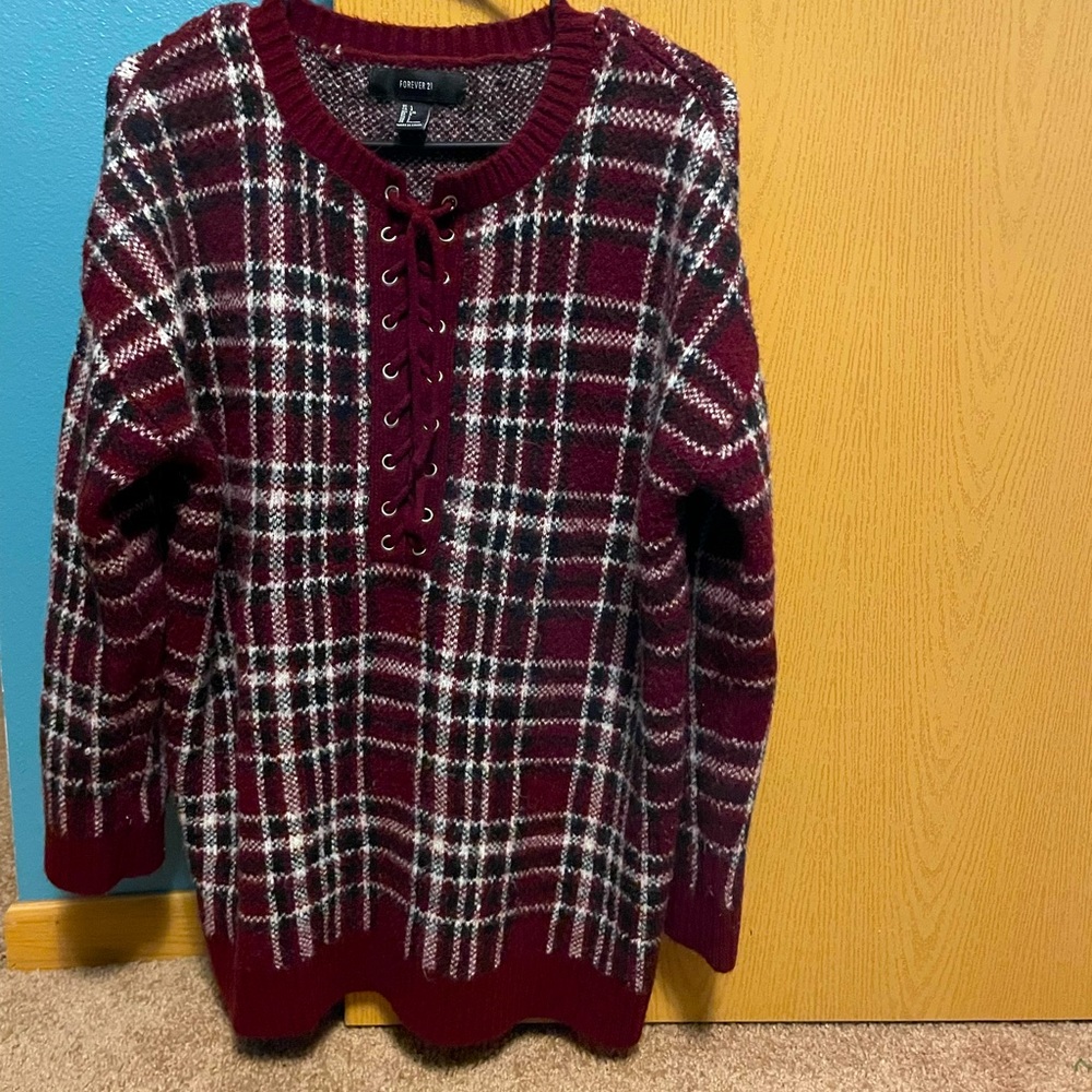 Forever 21. Oversized Sweater. Womens Large.